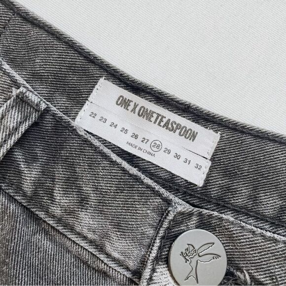 One Teaspoon Double Bass Relaxed Fit Twisted Cuff Bandit Jean Denim Shorts Sz 28 - Picture 6 of 9